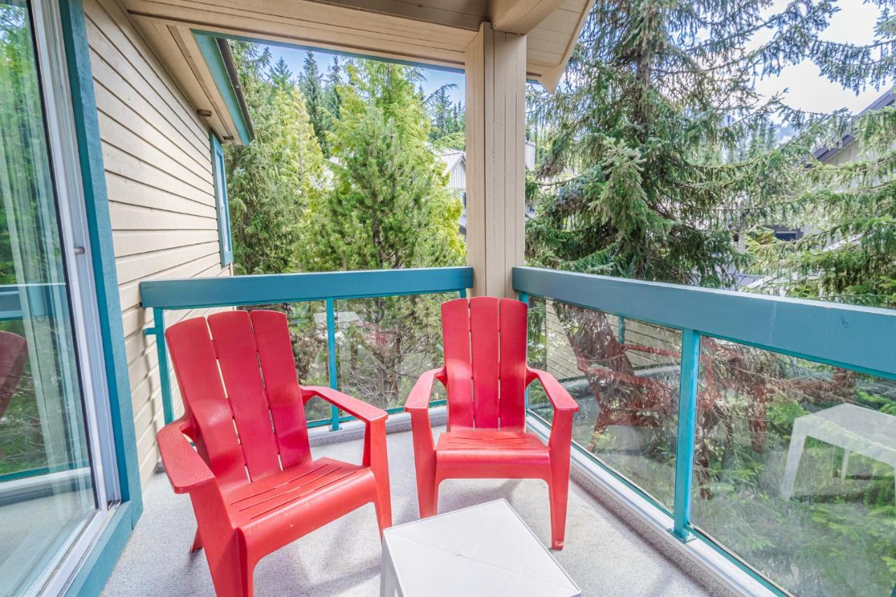 Snowbird Townhouses By Elevate Vacations Whistler Exterior foto