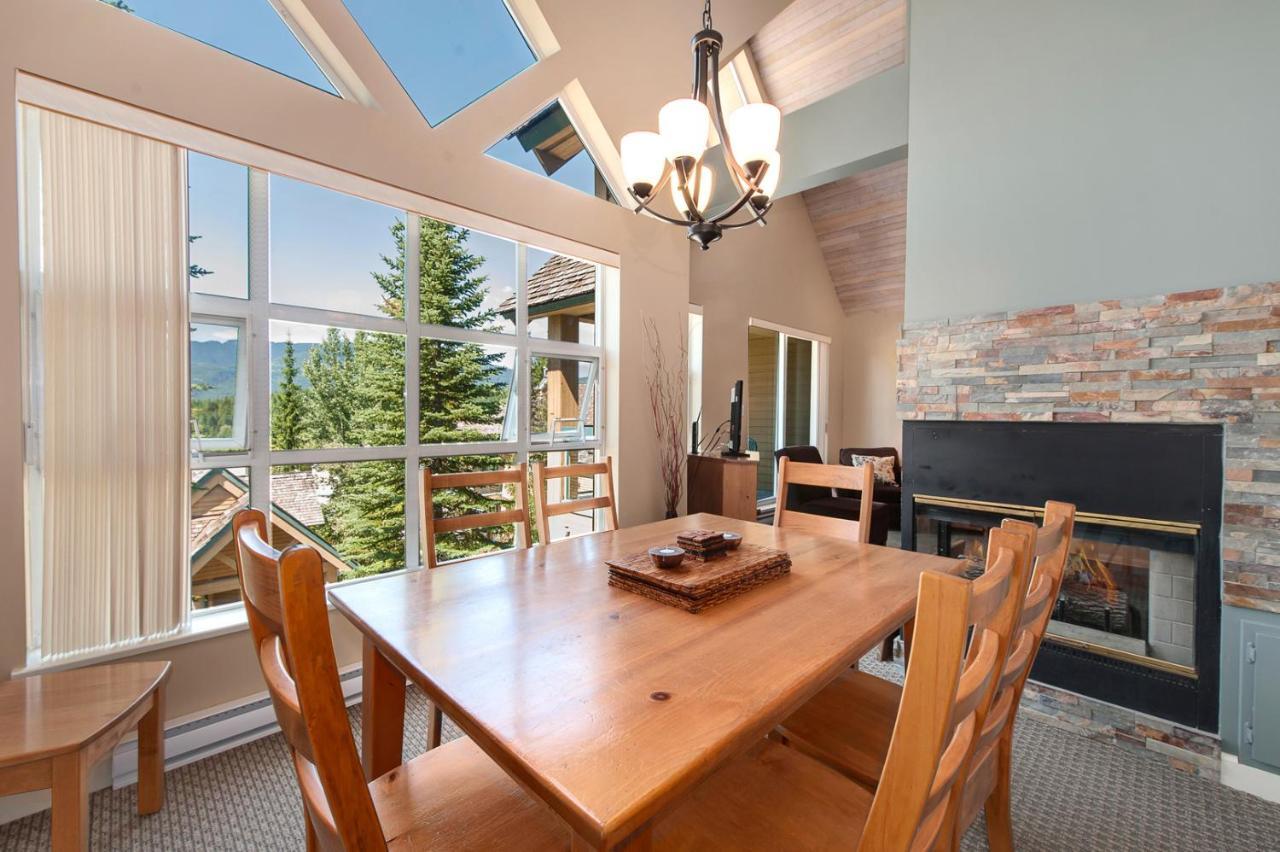 Snowbird Townhouses By Elevate Vacations Whistler Exterior foto