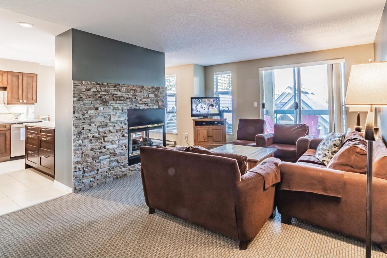 Snowbird Townhouses By Elevate Vacations Whistler Exterior foto