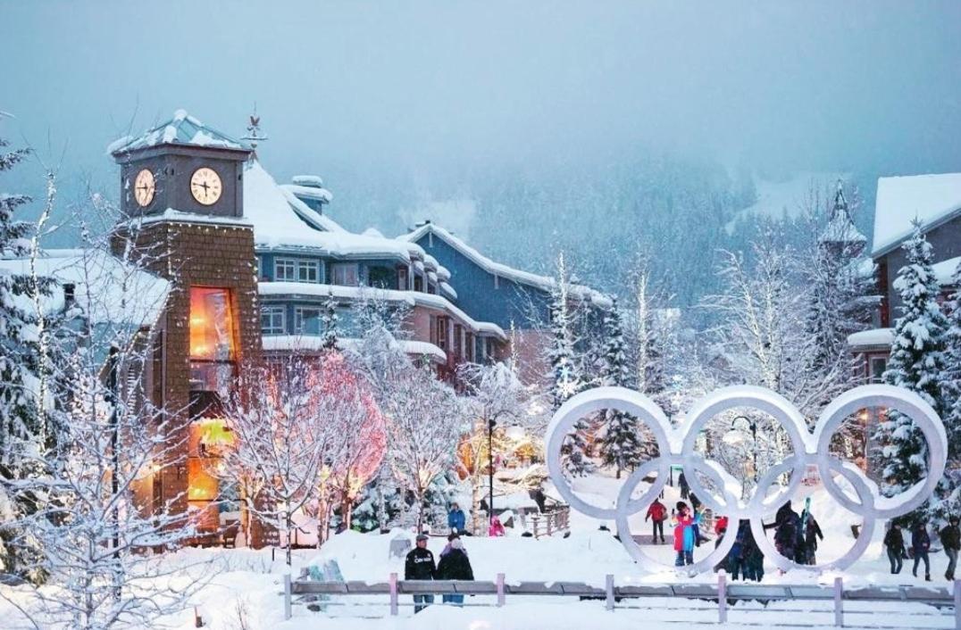Snowbird Townhouses By Elevate Vacations Whistler Exterior foto